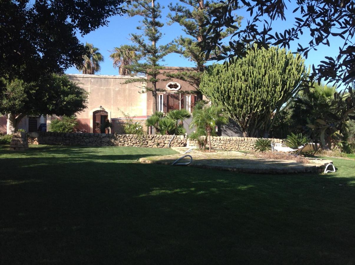 Campo Reale Country Rooms Pachino Εξωτερικό φωτογραφία